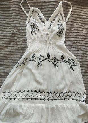 Платье женское