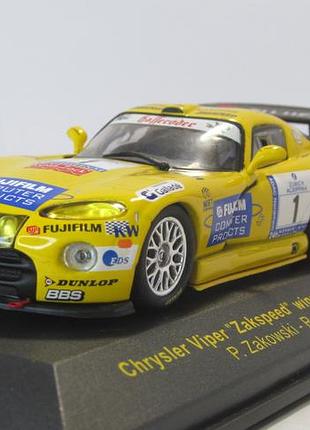 Chrysler viper gts-r #1 24h nürburgring 2002, ixo models. 1:43 коробка и бокс. крослер вайпер