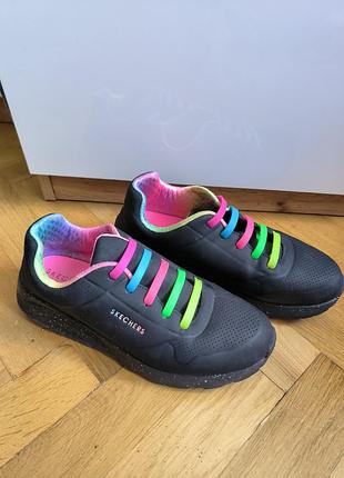 Кроссовки skechers