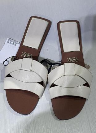 Zara шльопанці