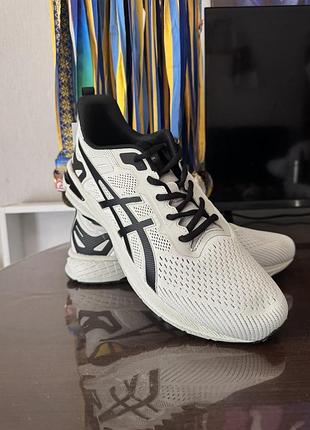 Кросівки asics чоловічі 44
