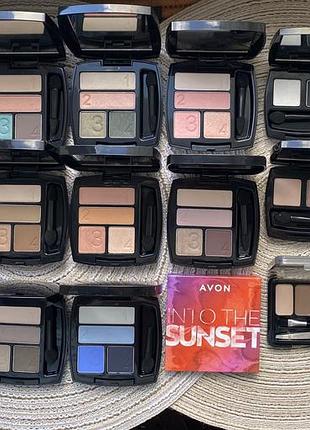Чотириколірні тіні для повік "чудовий квартет" avon true colour 5 г
