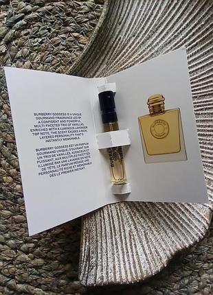 ✨оригінал burberry goddess eau de pafum парфумована вода для жінок, солодкий жіночий аромат ваніль лаванда
