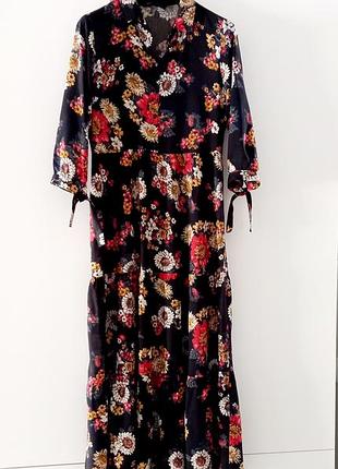 Платье премиальной коллекции zara
