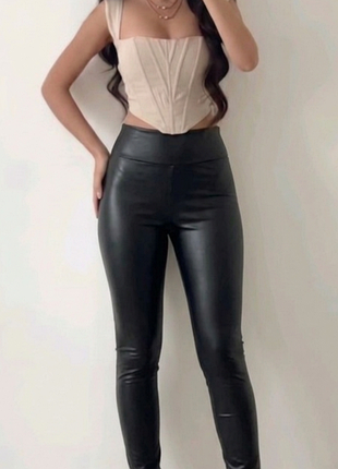 H&amp;m кожаные лосины. лосины из экокожи.леггинсы.фирменные леггинсы.фирменные кожаные лосины