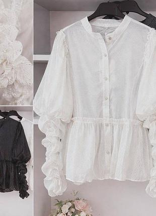 Блузи італія з дуже красивими ґудзиками та рукавами фонарик🎀
