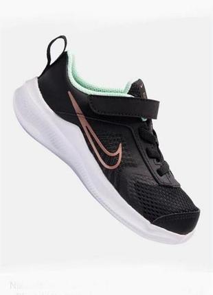 Кроссовки бренда nike downshi ftet 11 made in vietnamsk.  6,5   eur  23,5