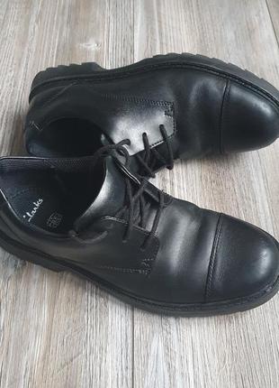 Туфлі шкіра демі шкільні clarks 38 5f