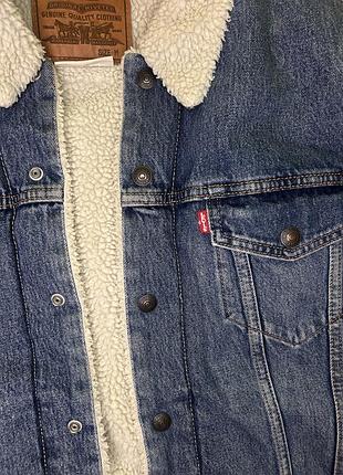 Джинсова куртка levi’s розмір м