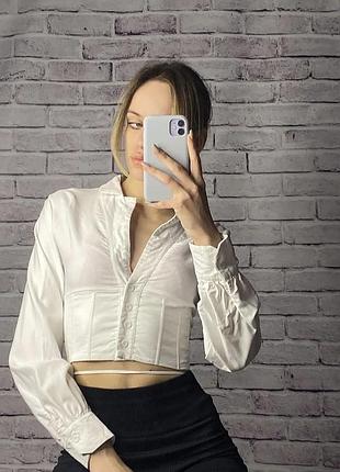 Рубашка з корсетною вставкою