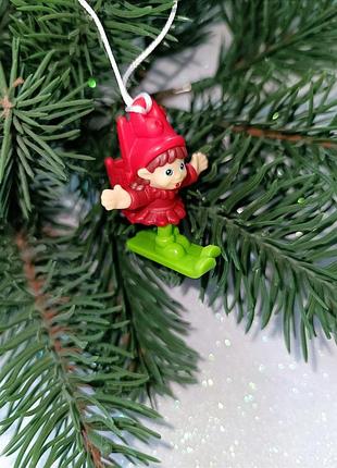 Іграшки кіндер новорічні 4