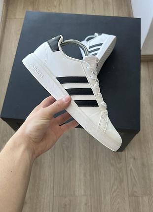 Кросівки adidas