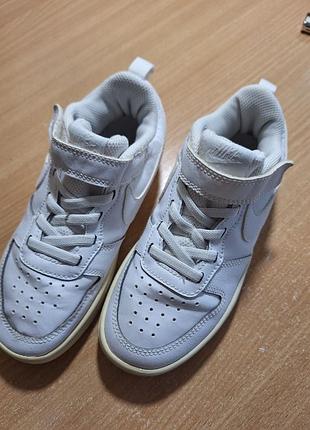 Nike кроссовки для девочки