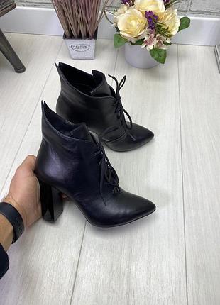 Черевики демісезонні, черевики на високих підборах, натуральна шкіра