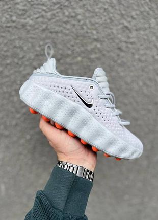 Nike mind 002
