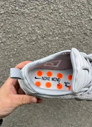 Nike mind 002 5