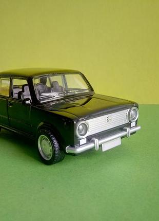 Іграшка ваз 2101 жигулі копійка автохіт чорний