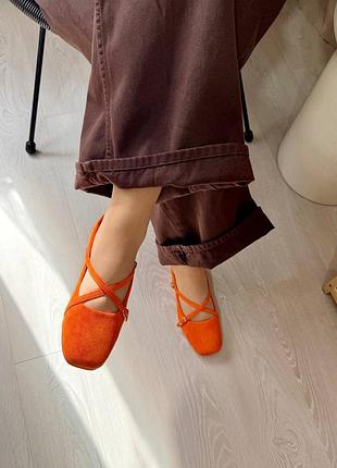 Яркие балетки, которые невозможно не заметить 🧡