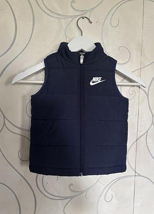 Жилетка безрукавка nike 2-3 роки