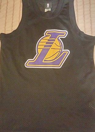 Продам чоловiчу спортивну майку команди 
los angeles lakers