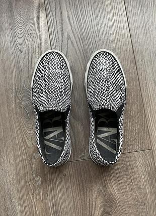 Сліпони zara-36 розмір