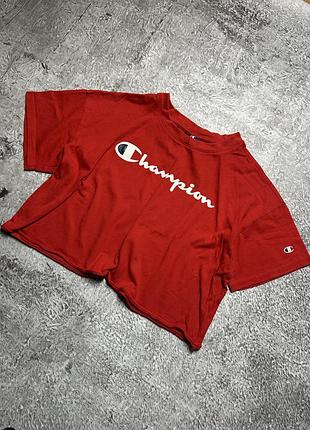 Жіноча вкорочена футболка champion