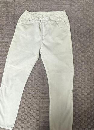 Бежевые джинсы от бренда ltb jeans