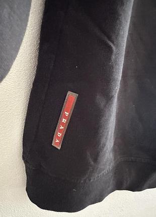 Prada (линейка linea rossa). 2