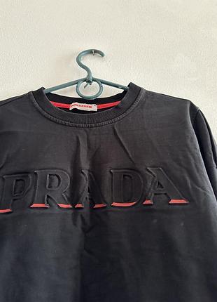 Prada (линейка linea rossa). 7