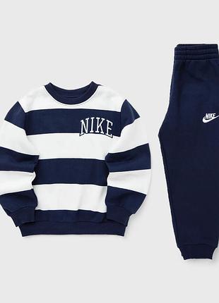 Спортивный костюм nike