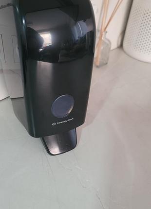 Диспенсер aquarius для рідкого мила 1л kimberly clark professional