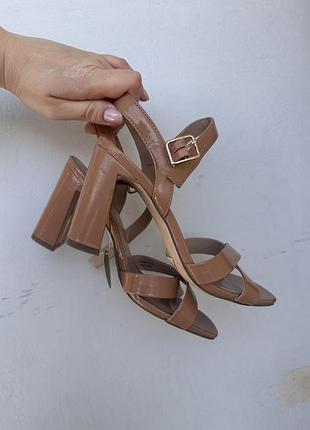 Босоніжки dorothy perkins