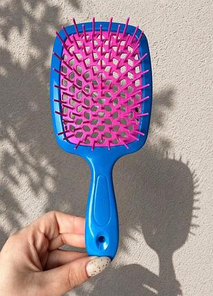 Расчёска для волос «super brush». синяя с малиновым цветом, в коробке.