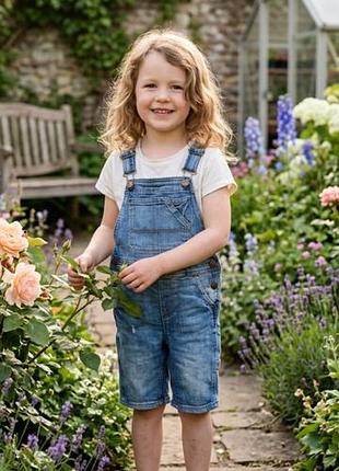 Джинсовый полукомбинезон h&m 4-5 лет