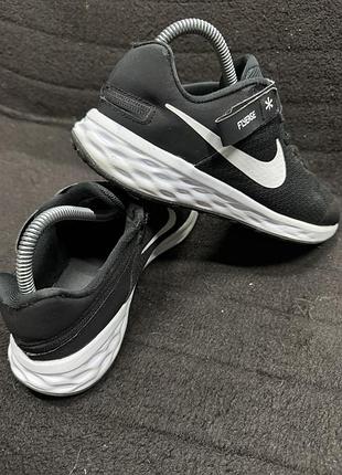 Кроссовки женские nike