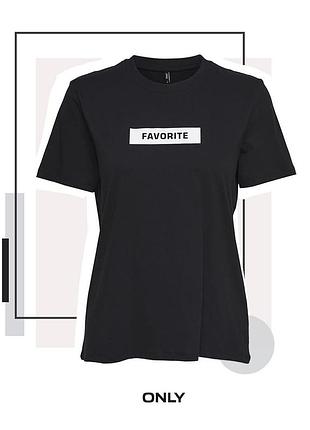 Чёрная женская футболка с надписью «favorite» белого цвета на груди. от only