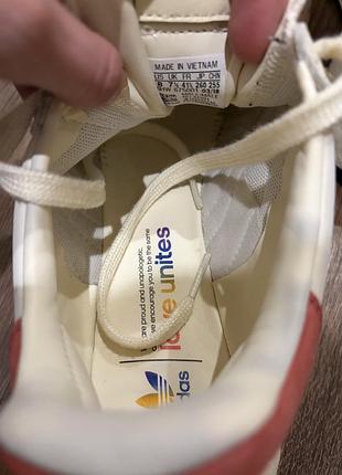 Кроссовки adidas 5