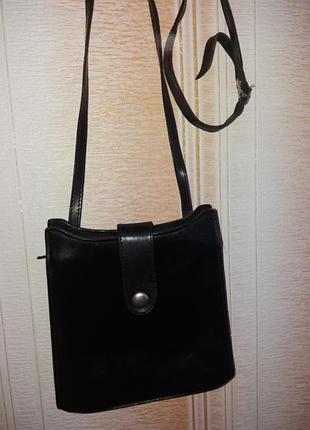 Сумка чорна каркасна.нат.шкіра.подарую.