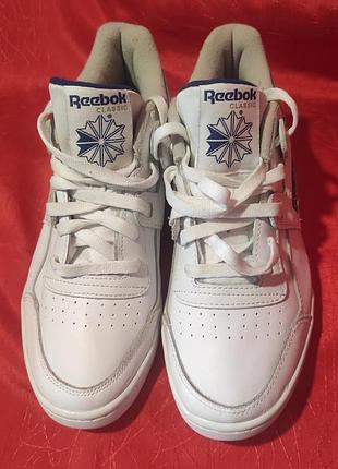 Стильні білі кросівки reebok  classic
