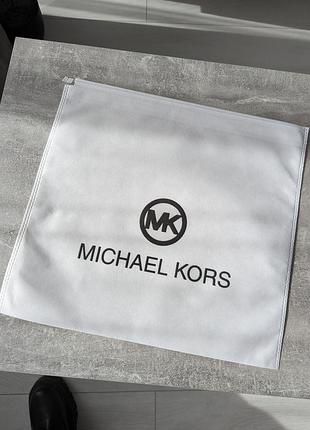 Пыльник michael kors маленький есть