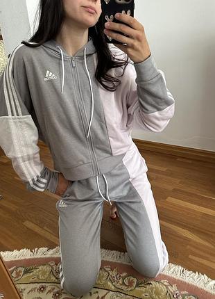 Костюм від adidas