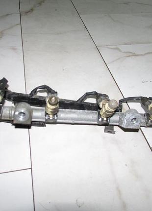 Комплект форсунок з рампою 2.0 бенз hyundai tucson jm 2004-2012