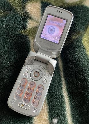 Sony ericsson z530 2