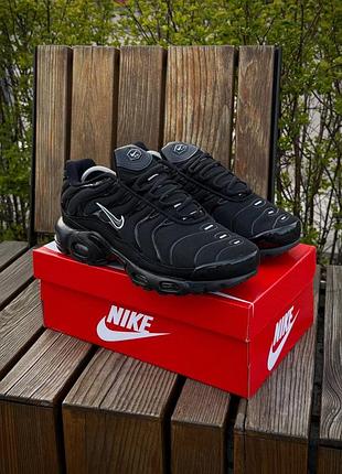 Чоловічі демісезонні спортивні кросівки nike air max tn plus