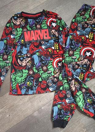 Велюровая пижама супергерои marvel на 10-11роков