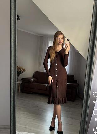 Якісна жіноча сукня