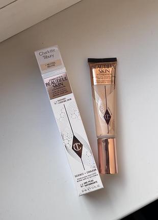 Тональний крем charlotte tilbury
