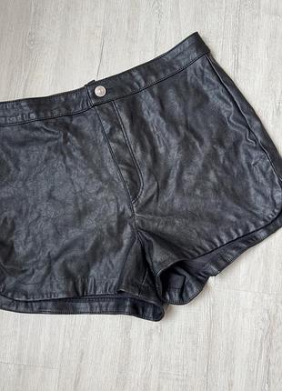 Шорти жіночі міні зі штучної шкіри h&m divided