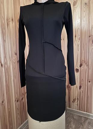 Чорна облягаюча міні-сукня prettylittlething (raw seam xs
