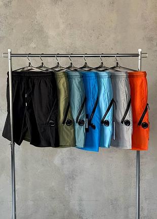 Топові шорти c.p. company nylon shorts